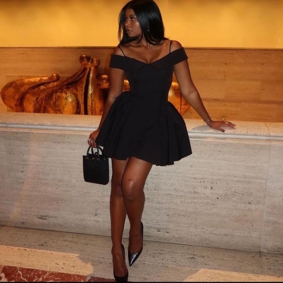 House of CB‎ S D-DD Tall Elida’ black off shoulder mini dress NWOT - Picture 11 of 15